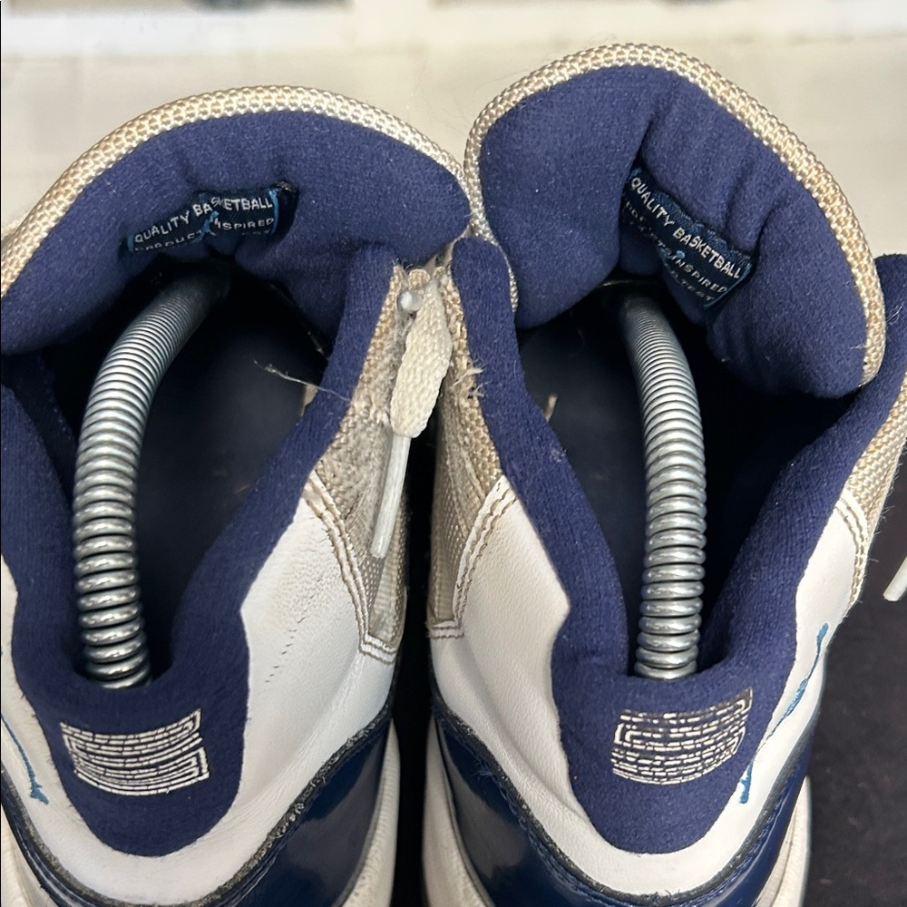 Jordan 11s - Picture 5 of 6
